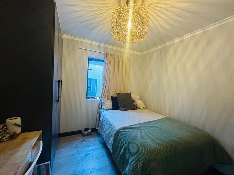 3 Bedroom Property for Sale in De Zoete Inval Western Cape